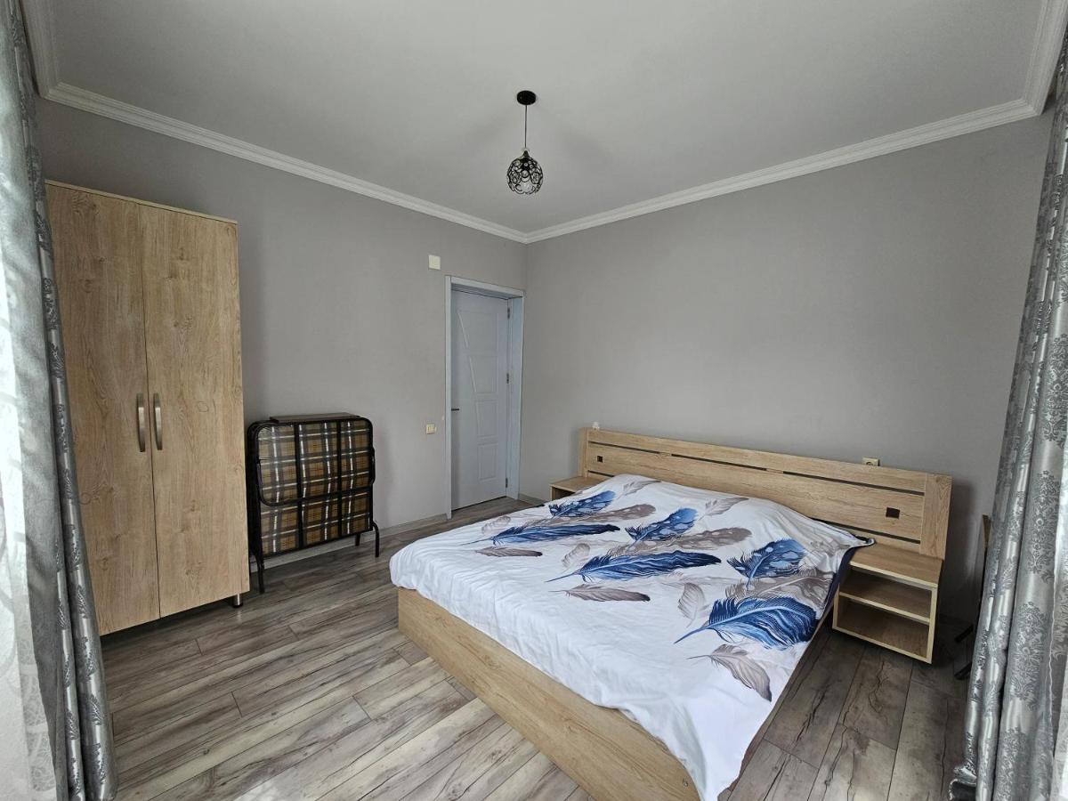 Tete Guest House Batumi Zimmer foto